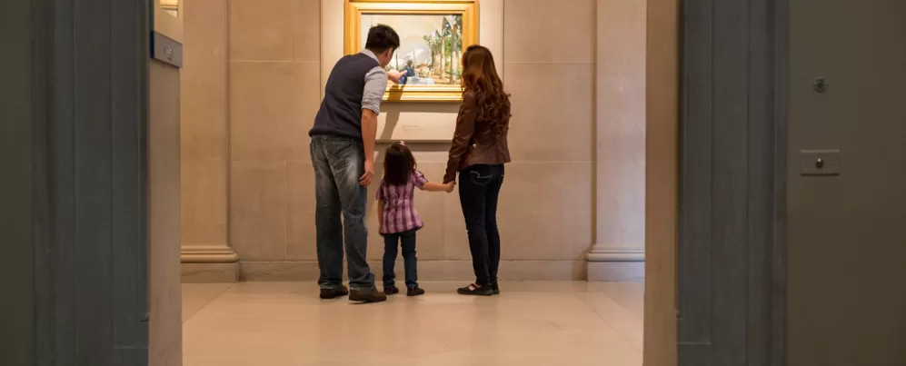 Family at the Smithsonian Freer|Sackler Galleries on the National Mall - Free museums in Washington, DC